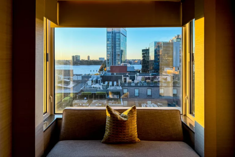 Discover the Gansevoort Meatpacking NYC: A Chic Rooftop Retreat