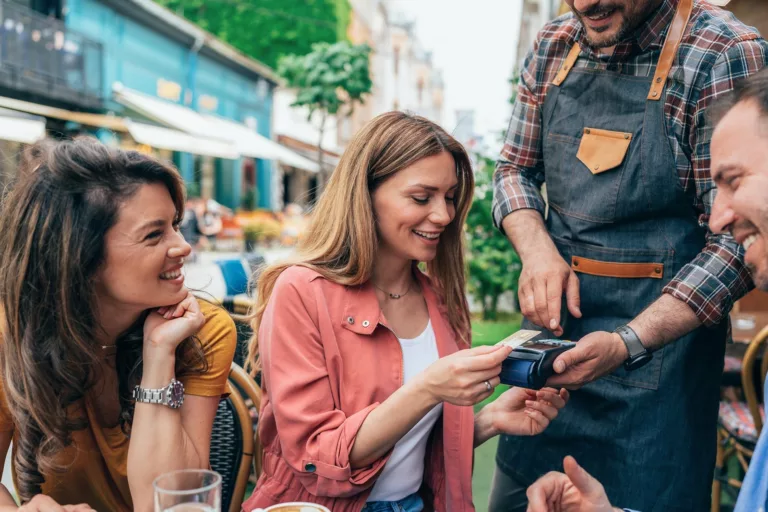Maximize Your Delta Amex Reserve Card: Unlock Monthly Dining Credits