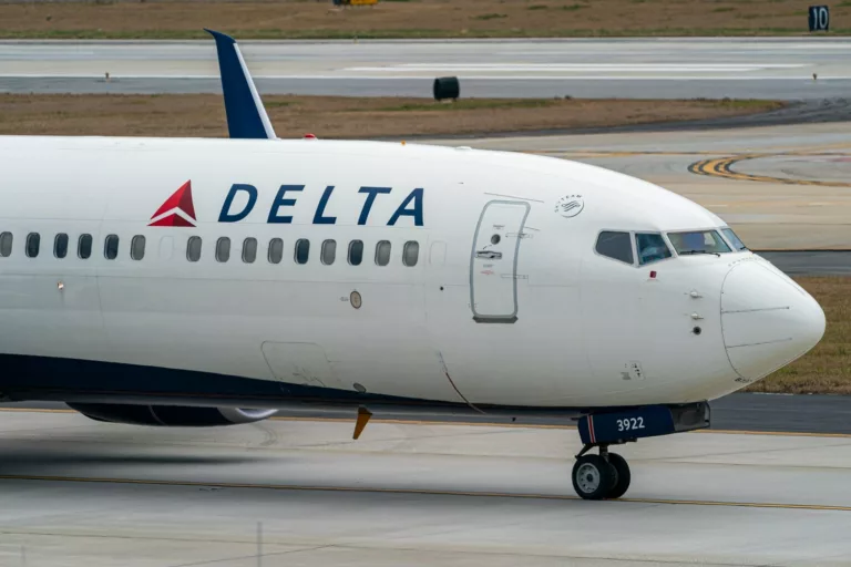 Delta Expands European Routes from Boston for Summer 2026