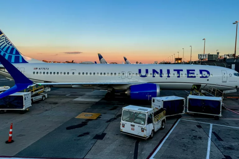United Airlines Faces Delays Following Nationwide Ground Stop