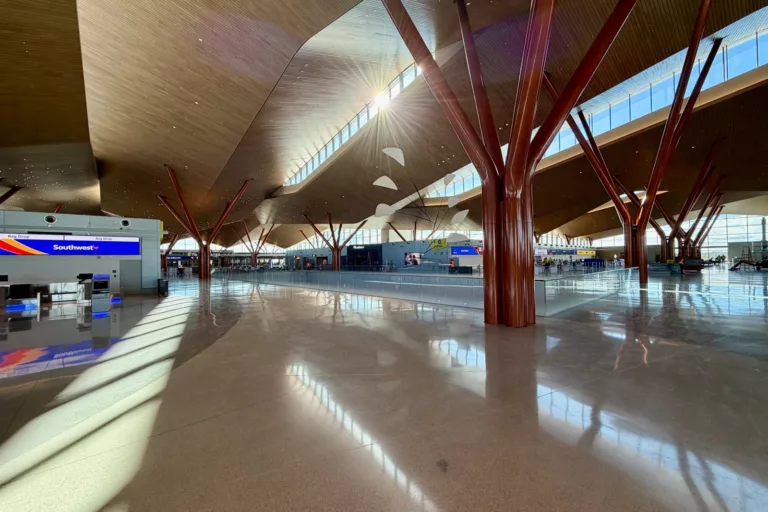 Discover Pittsburghs Stunning New 1.7 Billion Airport Terminal