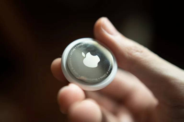Unbeatable Deal: Save 34 on a 4-Pack of Apple AirTags!