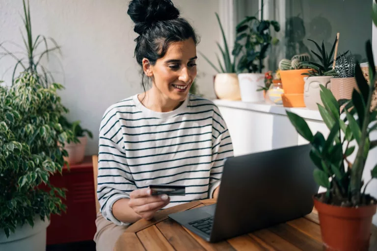 Unlock Cash Back Rewards with TopCashback: Join Today for 25 Bonus